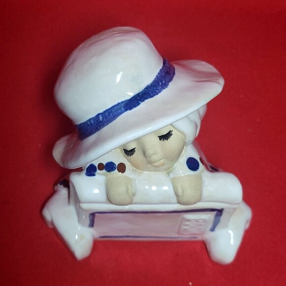 Vintage UCTCI Sitting Girl Hat Book Figurine Incense Stick Holder Ceramic Japan - Picture 3 of 12